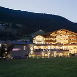 מלון Premium Activehotel Bergkoenig