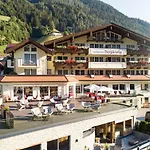 מלון Premium Activehotel Bergkoenig 4*