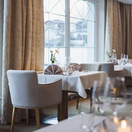 Hotel Premium Activehotel Bergkoenig 4*