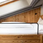 ホテル Premium Activehotel Bergkoenig ノイシュティフト・イム・シュトゥーバイタール