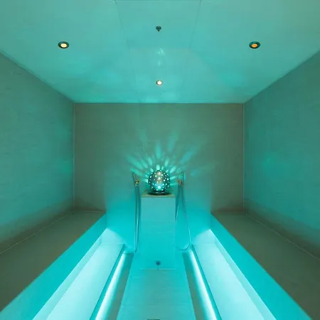 Premium Activehotel Bergkoenig Готель Нойштіфт-ім-Штубайталь