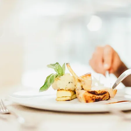 Premium Activehotel Bergkoenig Нойштіфт-ім-Штубайталь